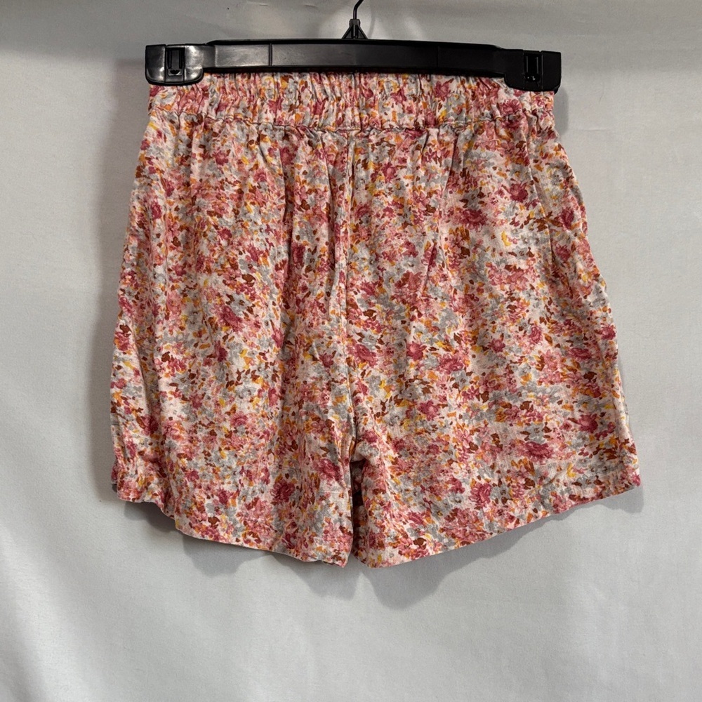 Black Tape_ High Waist Floral Women's Shorts XS260 - Picture 2 of 4